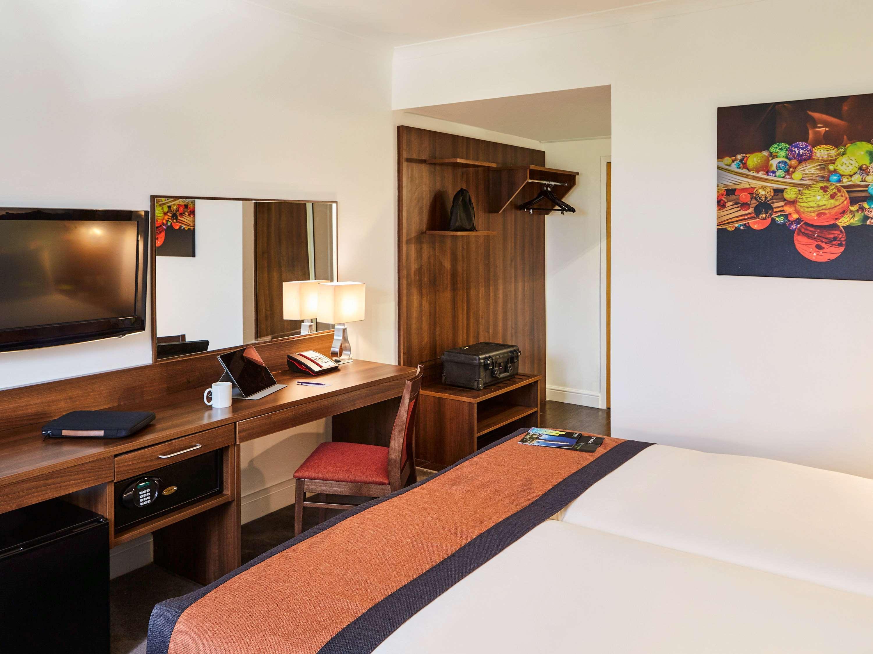 Mercure St Helens St Helens  Extérieur photo