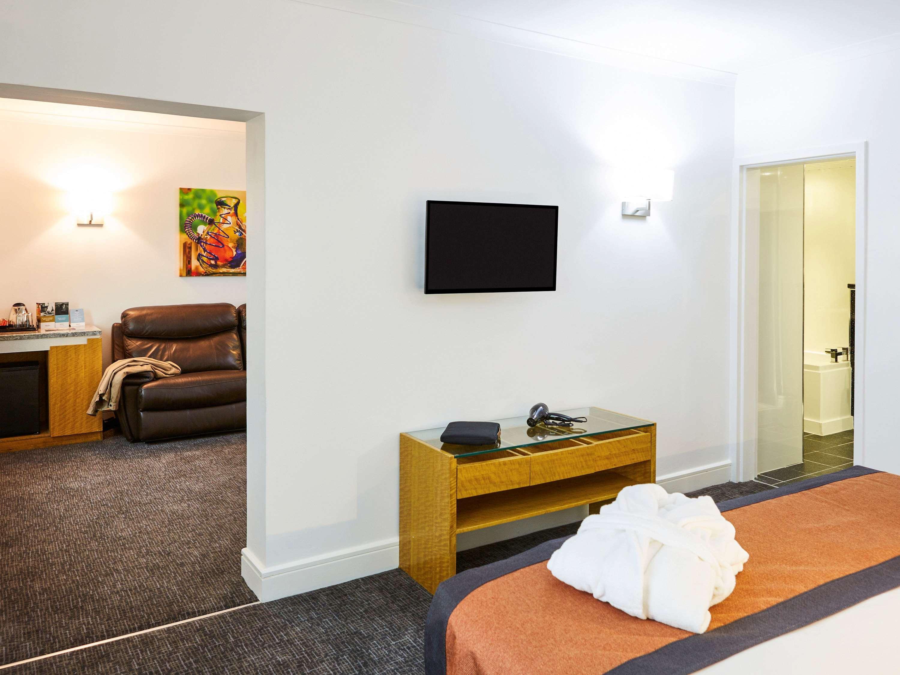Mercure St Helens St Helens  Extérieur photo