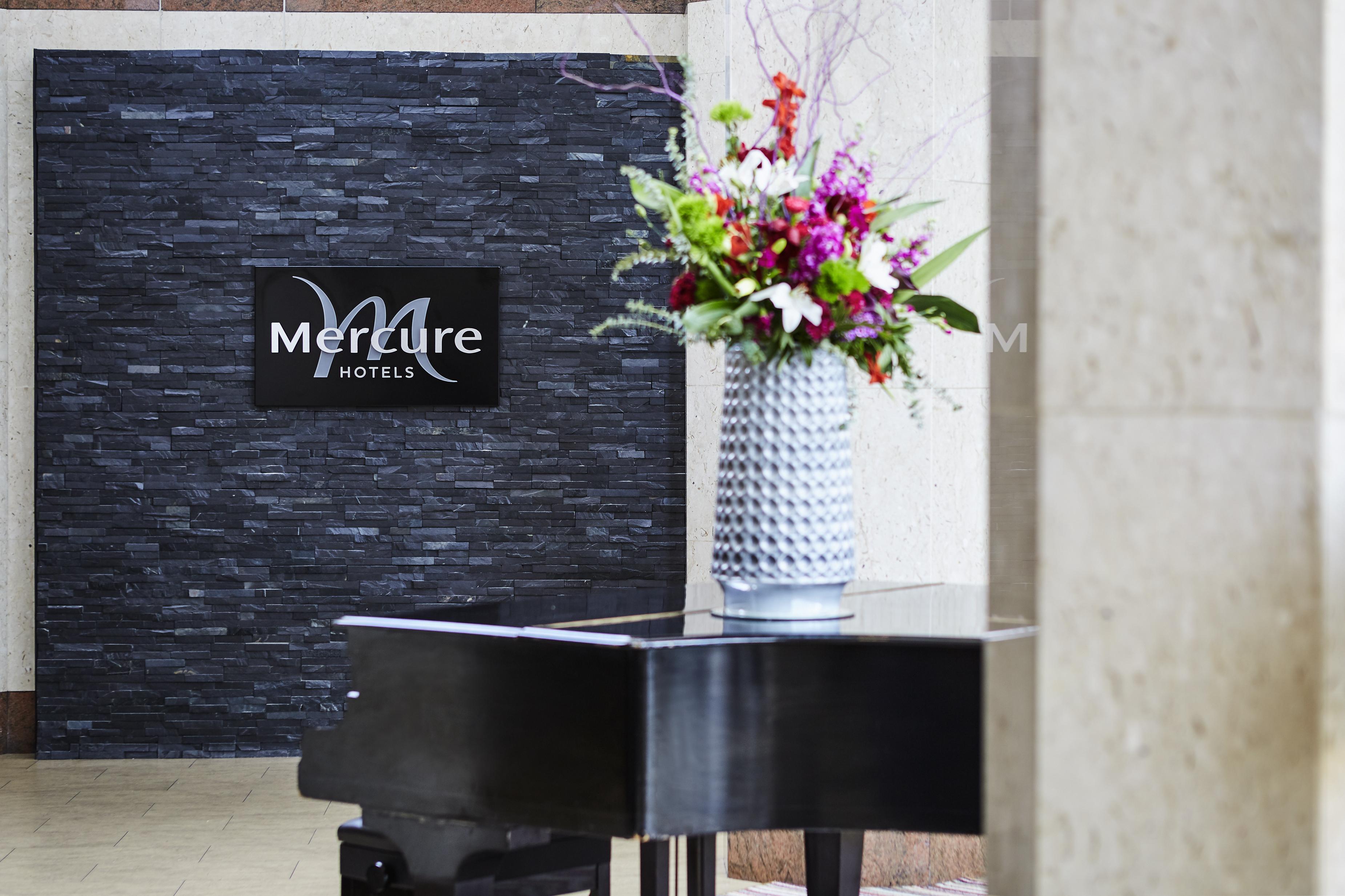 Mercure St Helens St Helens  Extérieur photo
