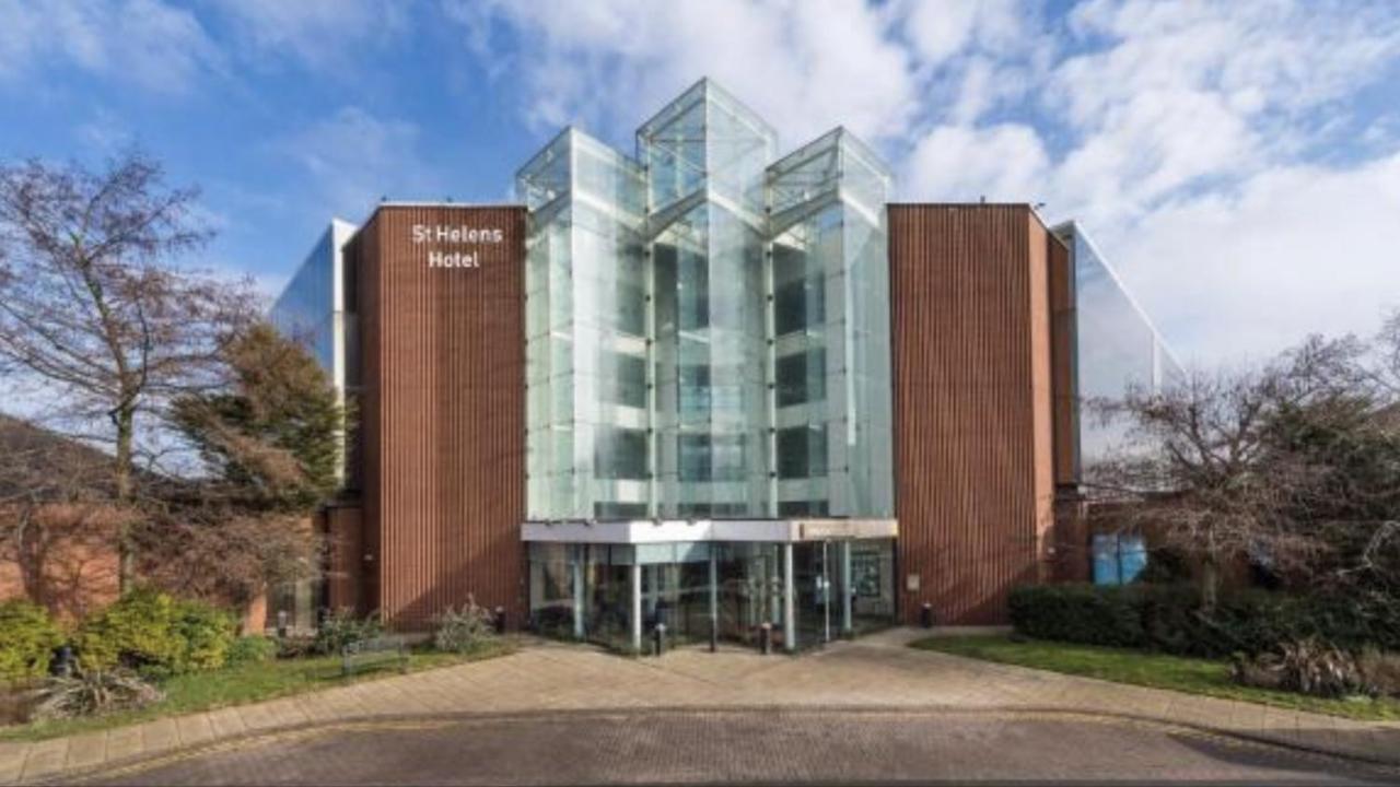 Mercure St Helens St Helens  Extérieur photo